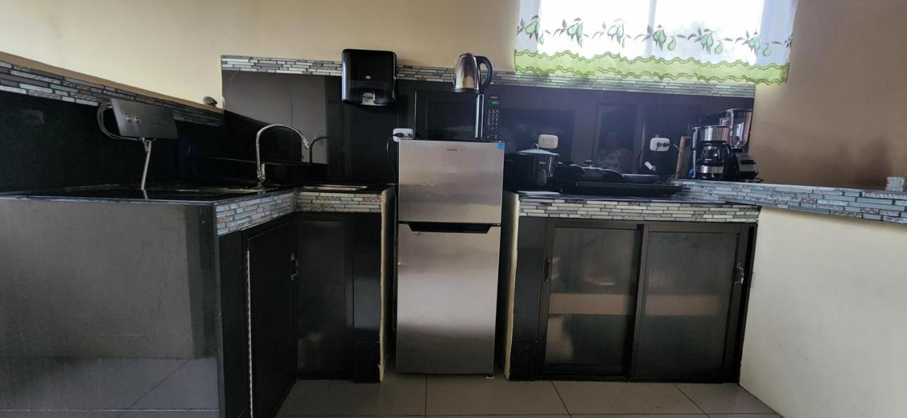 Casa Tribu Hotel Tortuguero Eksteriør billede